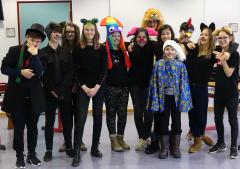 Theateraufführung „Das Gericht der Tiere“