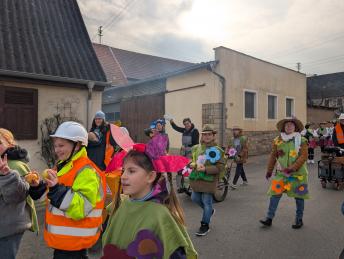 Der Fastnachtsumzug der Schüler